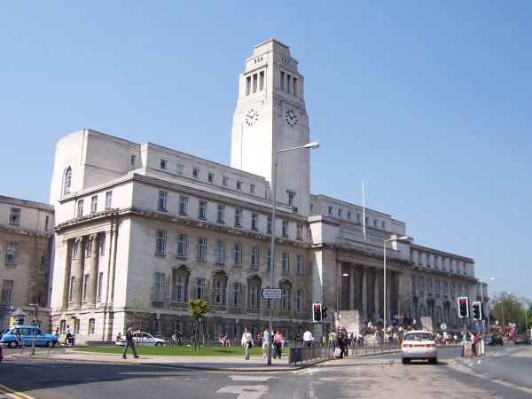 Wikipedia (https://en.wikipedia.org/wiki/University_of_Leeds)