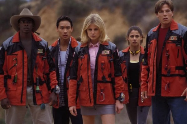 IMDb (https://www.imdb.com/title/tt0212686/mediaindex?page=3&ref_=ttmi_mi_sm)